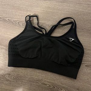 Black gym shark sports bra